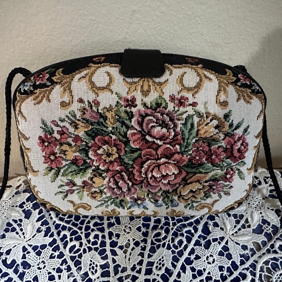 Floral Tapestry Hard Case Cocktail Purse w/ Black Satin  Lining & Shoulder Strap - Picture 1 of 10